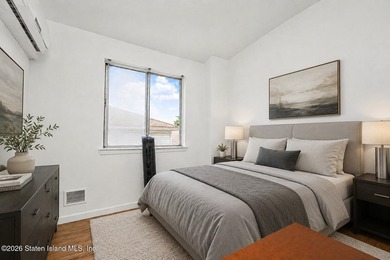 Welcome to this well-maintained single-family semi-attached home - photo 18