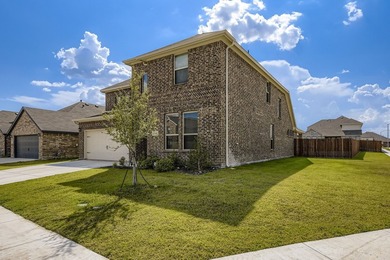 This like new, barely lived in smart home, features an open - photo 2