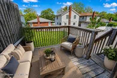 Welcome to this well-maintained single-family semi-attached home - photo 27