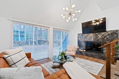 Welcome to your own private lakeside retreat in the desirable - photo 12