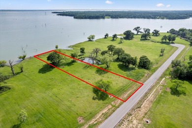 Embrace the lake life you've always dreamed of with this - photo 16