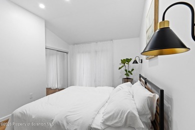 Welcome to your own private lakeside retreat in the desirable - photo 24