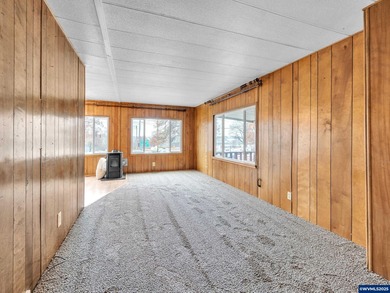 Well-Maintained Home in 55+ Park. Fresh carpet in the front room