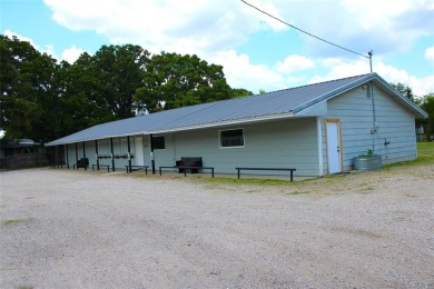 Lake Tawakoni Commercial Active Under Contract in Quinlan Texas