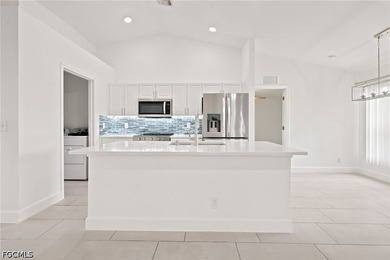 Beautifully updated 3-bedroom + den, 2-bath home offering an - photo 5