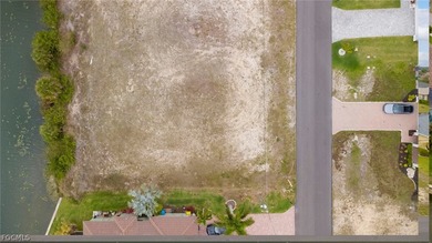 Build your dream home on this beautiful cleared freshwater canal - photo 11