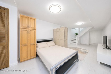 Welcome to 66 Bache Ave-a charming semi-detached home offering 3 - photo 17