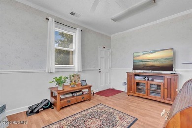 Welcome to this well-maintained 3-bedroom, 1.5-bath brick ranch - photo 33