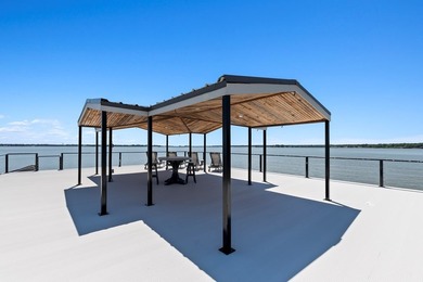 Approximately 528 feet of platted water frontage, a spectacular - photo 36