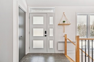 Additional listing photo 3
