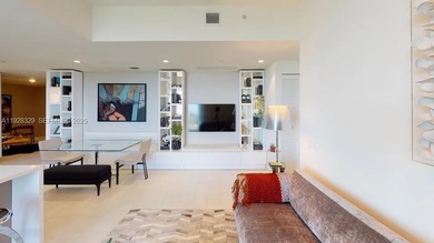 Lake Condo For Sale in Sunrise, Florida