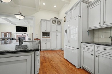 Luxury, Scale, and Energy Independence Meet in This Decatur, IL - photo 20