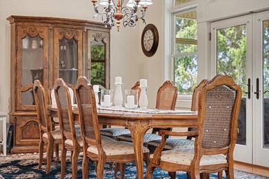 Luxury, Scale, and Energy Independence Meet in This Decatur, IL - photo 29