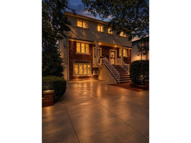 Beautiful and spacious semi-detached single-family home in the - photo 32