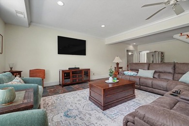 Luxury, Scale, and Energy Independence Meet in This Decatur, IL - photo 47