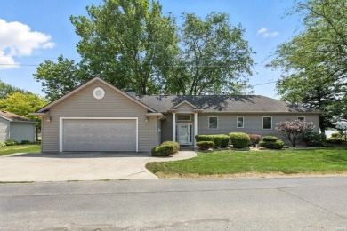 Lake Home For Sale in Hudson, Indiana