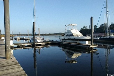 32 foot Boat Slip #73 in Friendfield Marina. Fresh water at the - photo 2