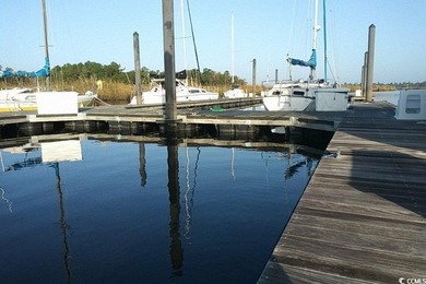 32 foot Boat Slip #73 in Friendfield Marina. Fresh water at the - photo 3
