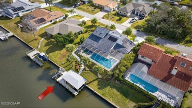 Vintage Contemporary Waterfront -- Fully Furnished & Turnkey - photo 4