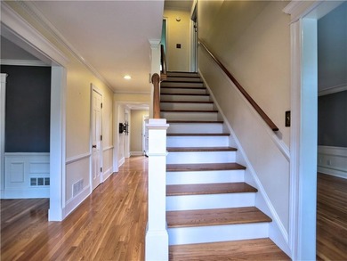 Close to everything East Cobb has to offer*First time on the