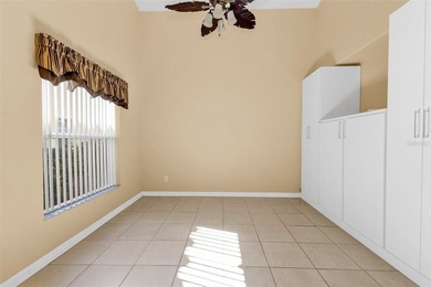 Welcome to this bright, airy, and impeccably maintained home - photo 6