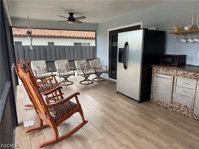 Welcome to this beautifully maintained 3-bedroom, 2-bath home - photo 9