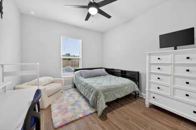 Your Florida Dream Begins Here -- Wrapped in Upgrades, Warmth - photo 30