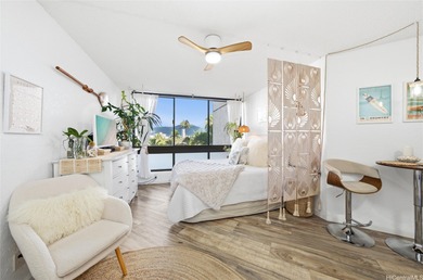 (private lake, pond, coastal) Condo Active Under Contract in Honolulu Hawaii