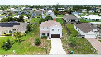 Beautifully renovated 4+Den, 2.5-bath home with a 2-car garage - photo 50