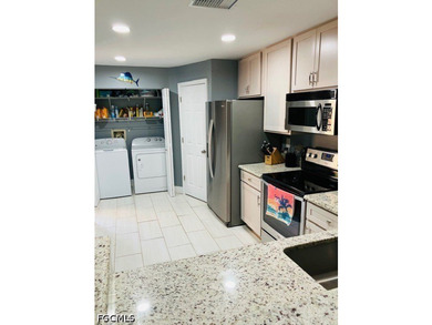 Discover easy Florida living in this beautifully updated - photo 4