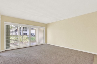 Rare 1st floor 2 bedroom, 2 bathroom condo with in unit laundry - photo 10