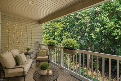 Welcome to sought-after Cypress Point! This spacious 3-bedroom - photo 20