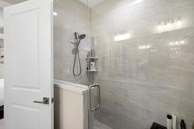 Built in 2023 and still carrying the new-home feeling, this 3 - photo 22