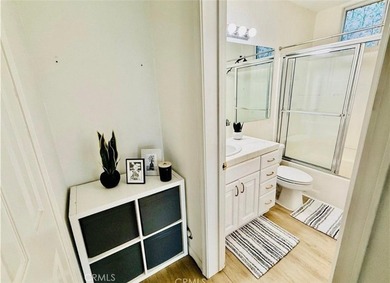 Beautifully upgraded home with view of the golf course, 18th - photo 25