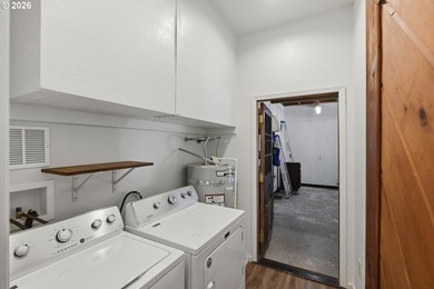 The epitome of an Oregon home - tucked away at the end of a long - photo 29