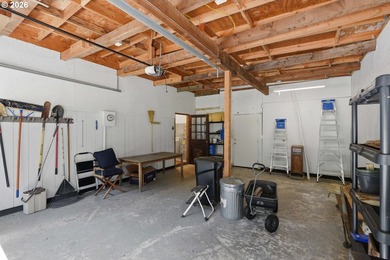 The epitome of an Oregon home - tucked away at the end of a long - photo 31