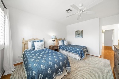 Set in the Ocean Ridge Yacht Club, this spacious, light-filled - photo 33