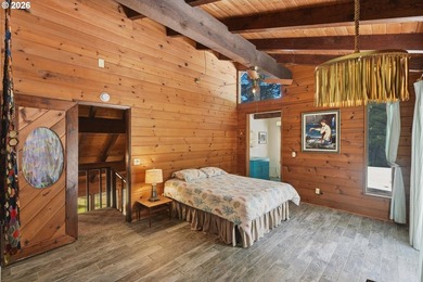 The epitome of an Oregon home - tucked away at the end of a long - photo 35