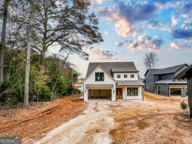 Lake Home For Sale in Milledgeville, Georgia