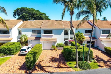 Set in the Ocean Ridge Yacht Club, this spacious, light-filled - photo 42