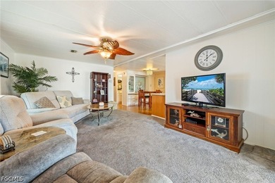 Welcome to your dream home in the prestigious Six Lakes Country - photo 8