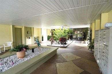 Charlotte Square Updated 55+ community. Pristine and furnished - photo 2