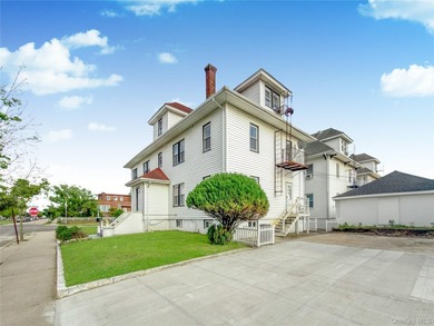 Location, location, location! This ultramodern masterpiece has - photo 8