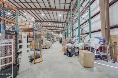 Rare opportunity to acquire a truly unique, industrial warehouse - photo 11