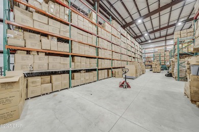 Rare opportunity to acquire a truly unique, industrial warehouse - photo 15