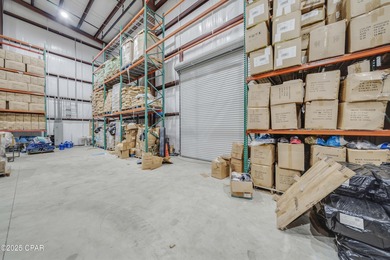 Rare opportunity to acquire a truly unique, industrial warehouse - photo 17