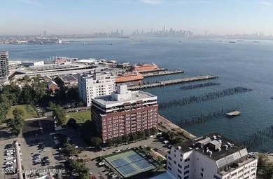 Welcome to Manhattan luxury style living with breathtaking views - photo 17