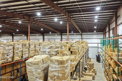 Rare opportunity to acquire a truly unique, industrial warehouse - photo 25