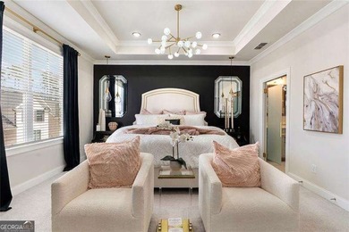 Welcome to this beautifully upgraded three-level townhouse - photo 30