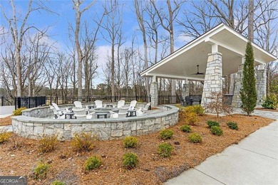 Welcome to this beautifully upgraded three-level townhouse - photo 46